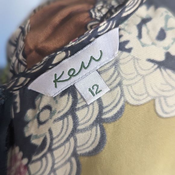 Silk Kew batik print dress 8 - Picture 12 of 13